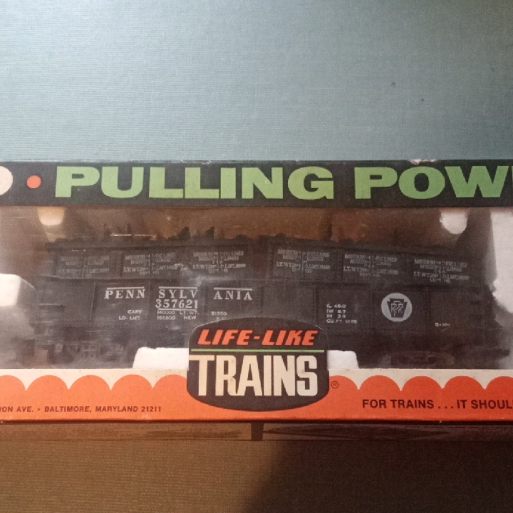 HO Scale Containerized Gondola Train